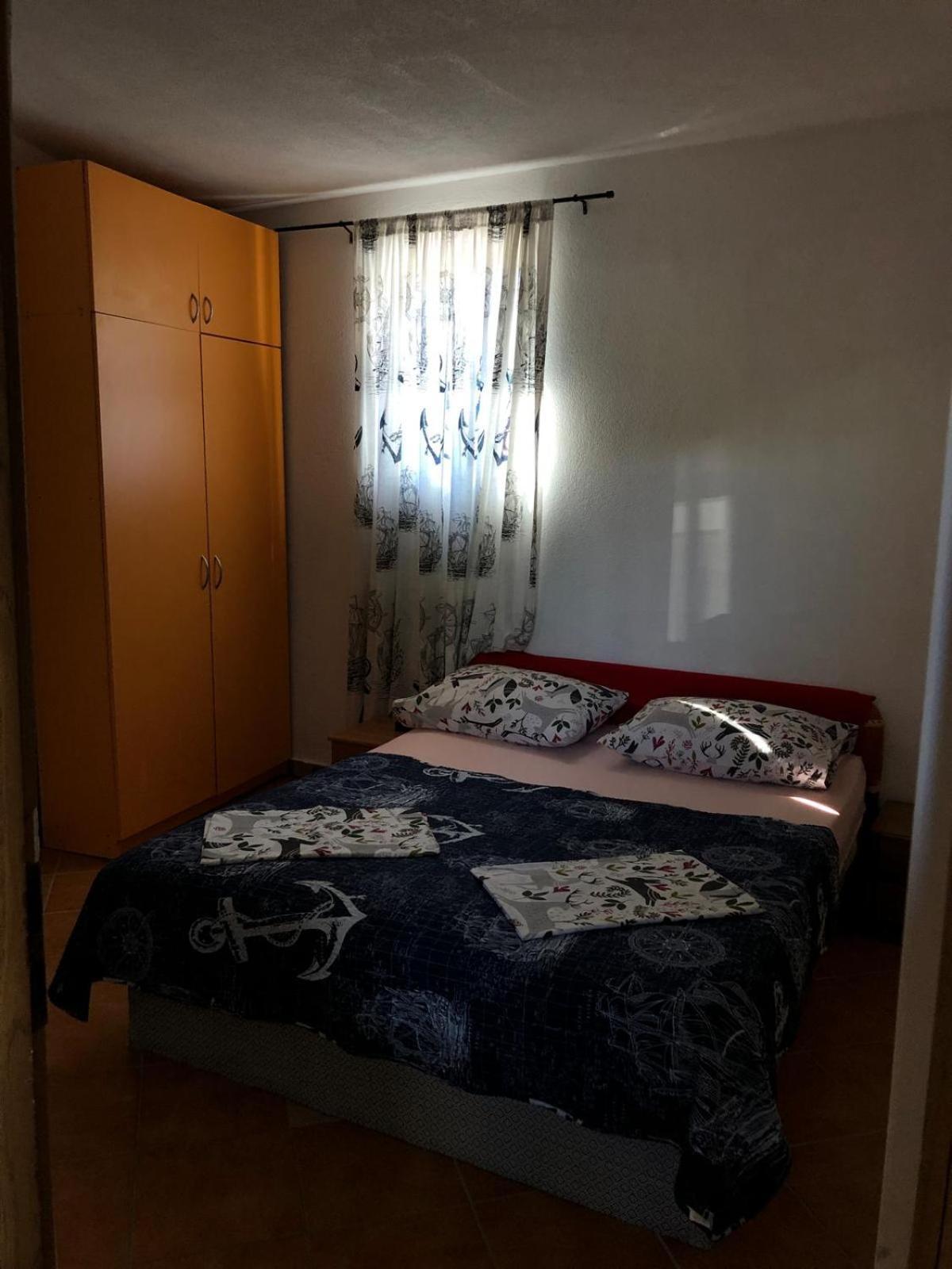 Apartmani Cesarica Karlobag Pokój zdjęcie