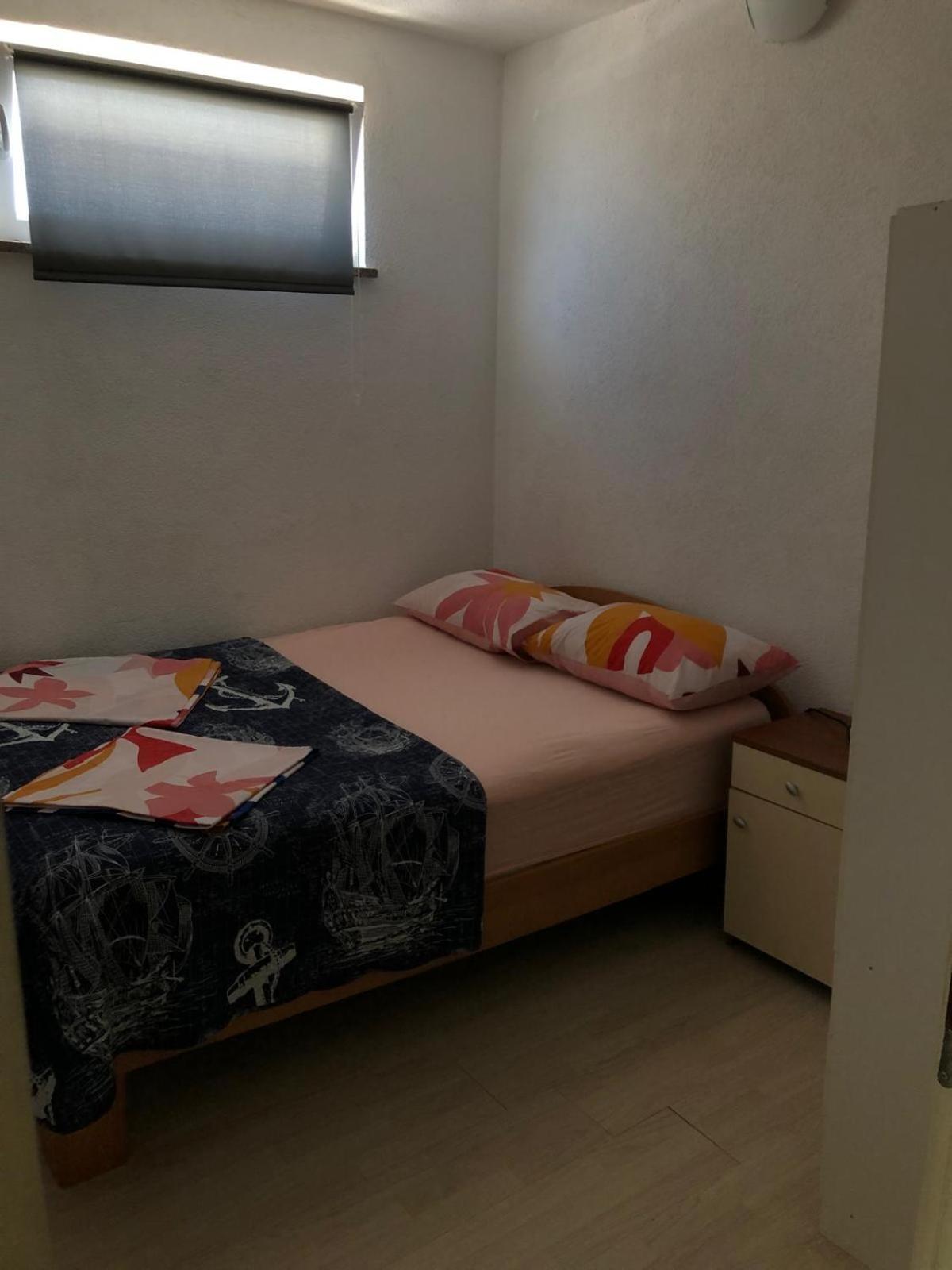 Apartmani Cesarica Karlobag Pokój zdjęcie